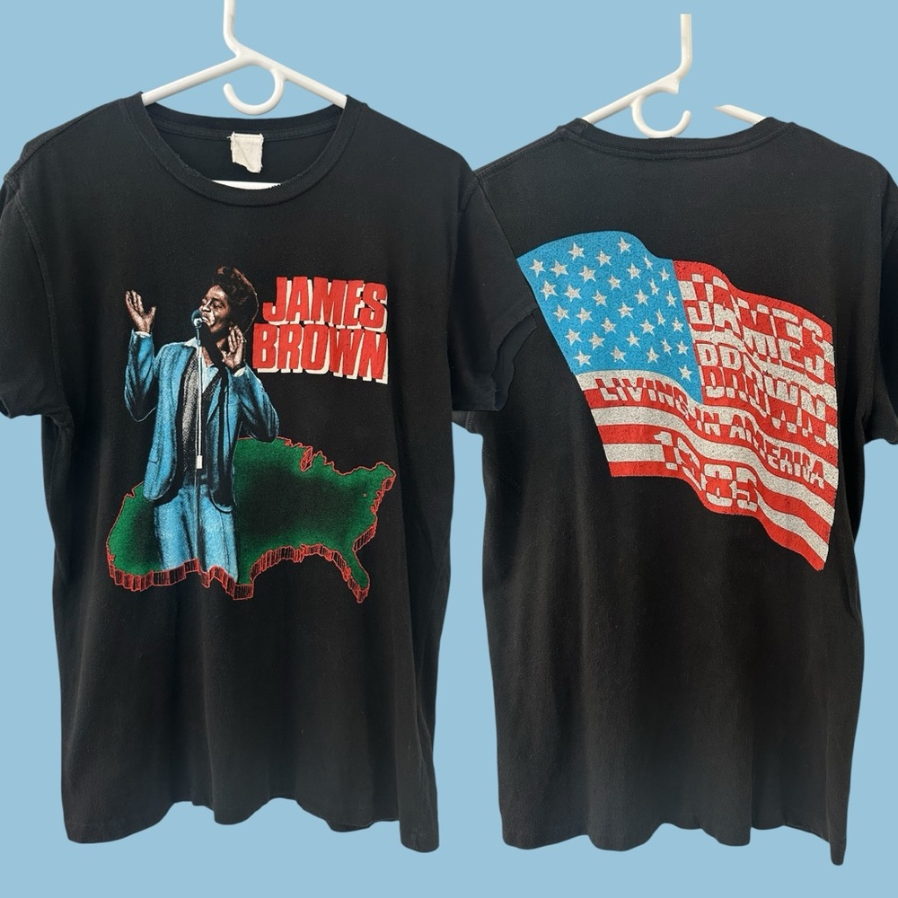 MadeWorn James Brown T-Shirt With Bag. Size XS